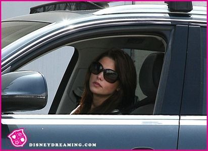 Post a pic of an actress in or near a car