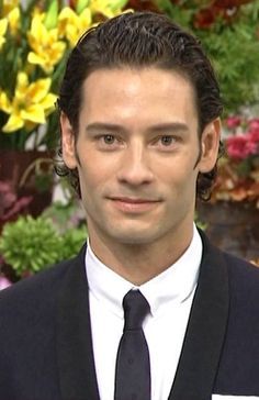 Which Disney Prince does Swiss Tenor Urs Buhler of Il Divo fame looks like?
