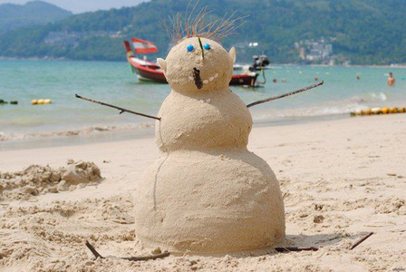  do Du want to build a sand snowman?