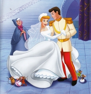  are Dexter charming,daring charming, darling charming and ashlynnella brother and sister i mean prince charming married Cendrillon so im confuzzled.