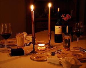  Their romantic رات کے کھانے, شام کا کھانا for two