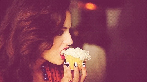  Your way to cuter than a cupcake:)