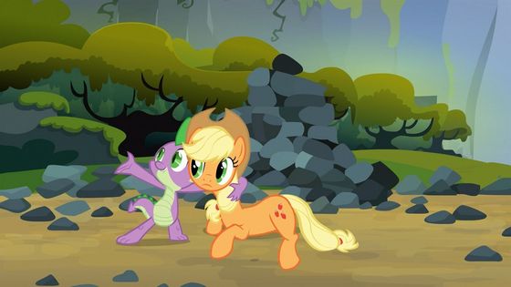  Spike and Applejack: aguardiente de manzana, applejack saves Spike's life and so he believes that he must repay his debt to her. He then saves her and they agree that saving each other is just what friends do.