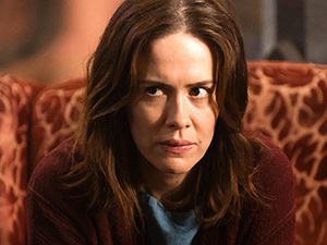  Damn Plucky. Lana Winters (Sarah Paulson) conspires to take control of her fate in "The Name Game."