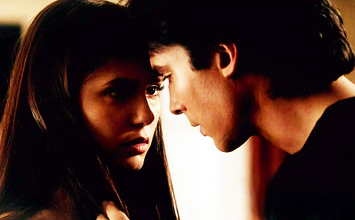  ❦ Damon & Elena ➳ The Vampire Diaries ಇ