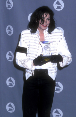  Grammy-Awards Winning Singer/Songwriter