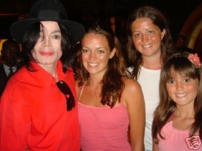  Michael With His fans