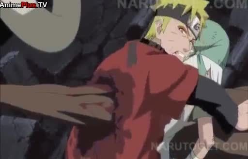  Naruto stabed one time while trying to protect his friend.