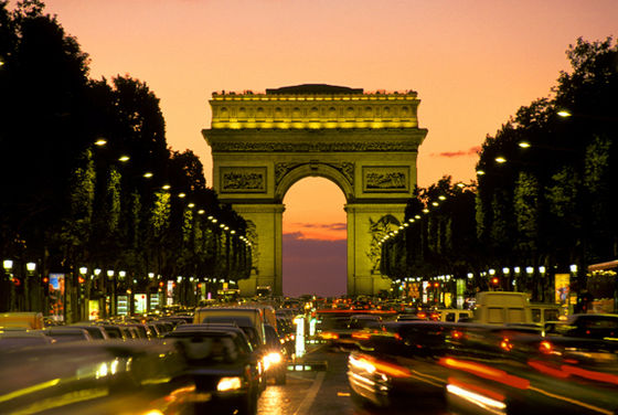  Romantic Getaway In Paris