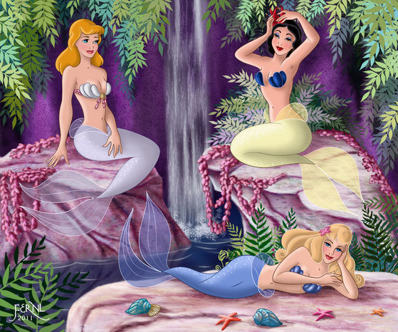  These are the lovely ladies I'm going to defend - Cinderella, Snow White and Aurora. Art not によって me.