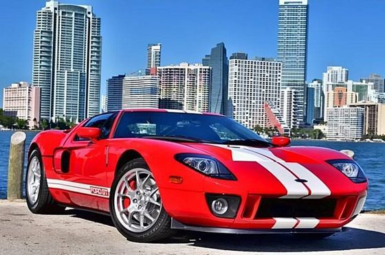 10: 2008 Ford GT