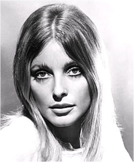  4. Sharon Tate. What a woman! My ultimate girl crush.