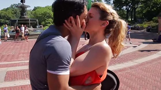 Joshua Dela Cruz and Amanda Dela Cruz Kiss