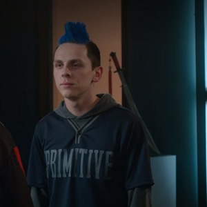 Eli with a small blue Mohawk in season 5