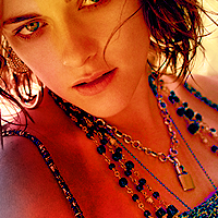 ROUND 190 : [b] Kristen Stewart [/b]  

1. Necklace 
