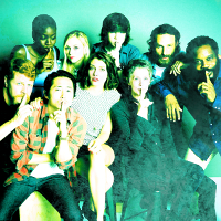 5. Cast Group Photo
{[i]The Walking Dead[/i]'s cast, telling us to shut up! XD}