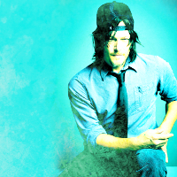 AC#2
{Norman Reedus.... Urgh... Why did he have to ruin his photoshoot with that stupid looking hat!