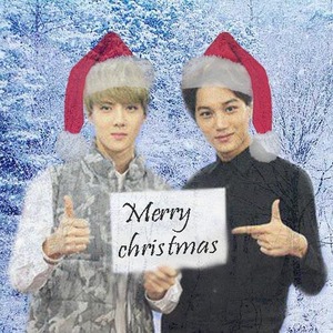  I'm really sorry for the late post... Here I edited for Christmas~