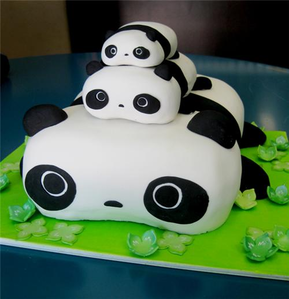 Such a KAWAII cake <333

Who said cakes have to be circular or rectangular?! Pssshh~