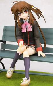 Really love this figurine of Rin-chan from Little Busters!..but her hair looks more brown than red he