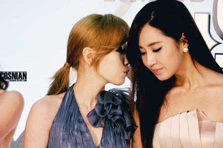  Taeyeon & Yuri
