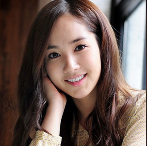  Park Min Young