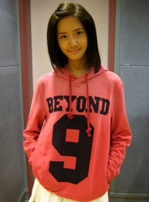 Round 4 : Your 4th Wearing A Hoodie/Jumper!
Yoona



