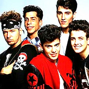  Tag 17 - Favorit girl group oder boy band New Kids on the Block ...if they count. I know they