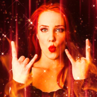  The lovely and talented Simone Simons.