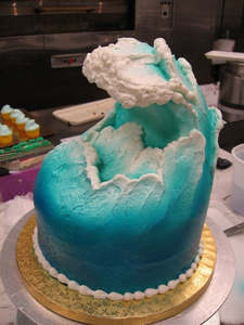  Found this to be very cute. Ocean Waves' Cake. <3