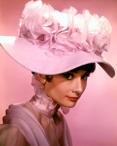  Audrey Hepburn in 'My Fair Lady'