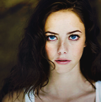  my queen has the most beautiful pair of blue eyes <3