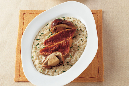  Surf ‘n’ Turf Risotto INGREDIENTS: 2 CUPS of beras 8 of fillets red mullet 4 of fresh porci
