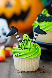 Witchy Cupcakes 👻👻