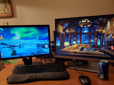 Y'all look at my new computer setup for work! I'm excited!!