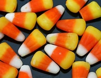  siku 4 - Candy Corn: Yay au Nay? We don't have them in the UK but i'll say YAY ! coz they look good