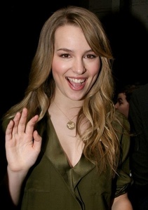 I'm Bridget mendler's biggest fan!I amor good luck Charlie ,I watch it every day.i amor all her songs