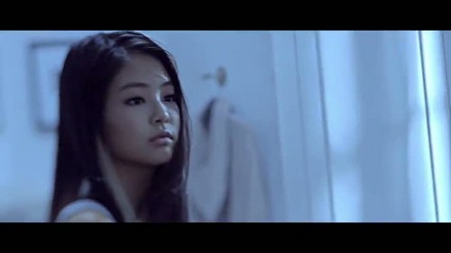  "That XX" দ্বারা G-Dragon সঙ্গীত video screencap