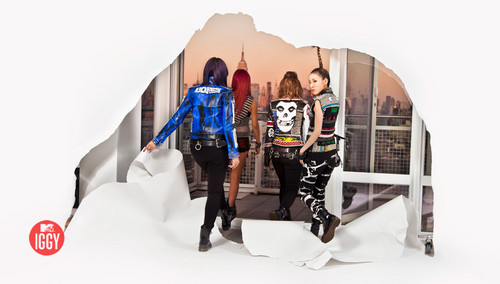  Exclusive 2NE1 Takes NYC Photoshoot!