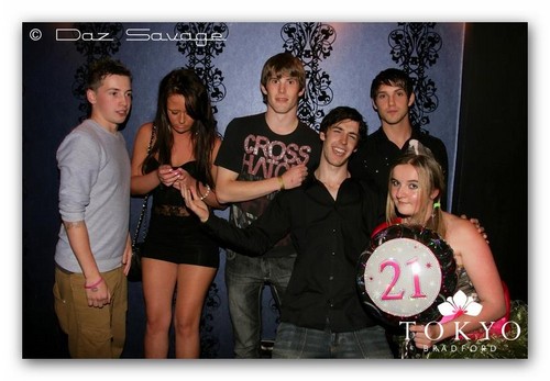  Guy, Sarah, Karl, Dom, Ste & Me On My 21st Birthday Out In BFD ;) 100% Real ♥