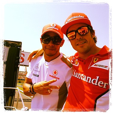 Lewis & Alonso Twit Pic