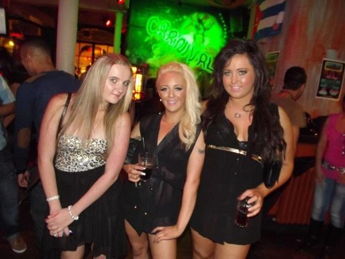  Me, Mel & Gabby On A Girlz Nite Out In Bfd ;) 100% Real ♥