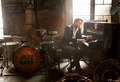 Robert Pattinson Playing Piano - robert-pattinson photo