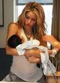 Shakira : Childbirth should be in January 2013 - shakira photo