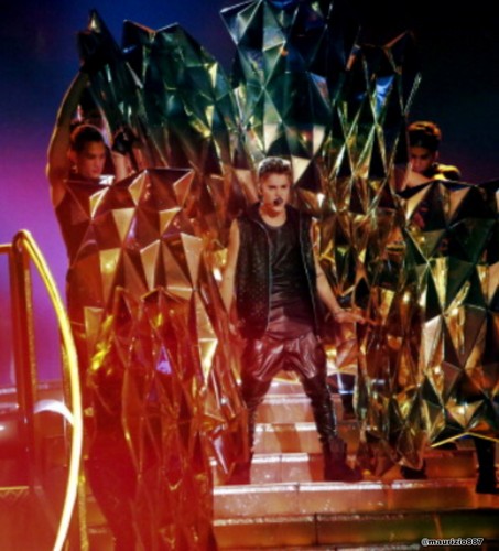 justin bieber,Dancing With the Stars 2012
