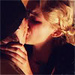 Sid and Cassie kiss - tv-couples icon