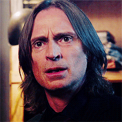 Things I Love About OUAT:  The way Mr. Gold looks at Belle