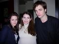 Twilight creator/author Stephenie Meyer with "Bella" and "Edward"(aka Kristen and Robert) - twilight-series photo