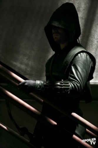 Arrow - Episode 1.04 - An Innocent Man - Promotional Photo
