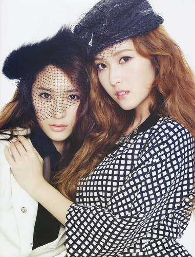  Jessica & Krystal